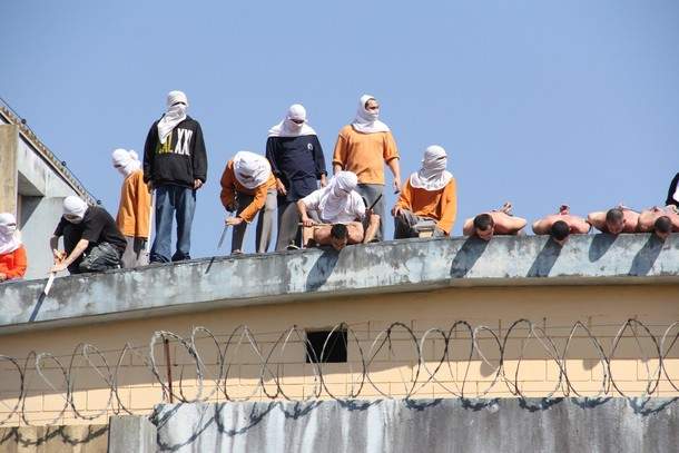 Por que os presídios brasileiros têm tantas rebeliões