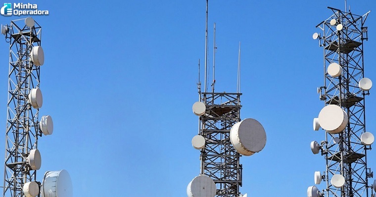 Qual operadora tem o maior número de antenas ativas no país? Confira!