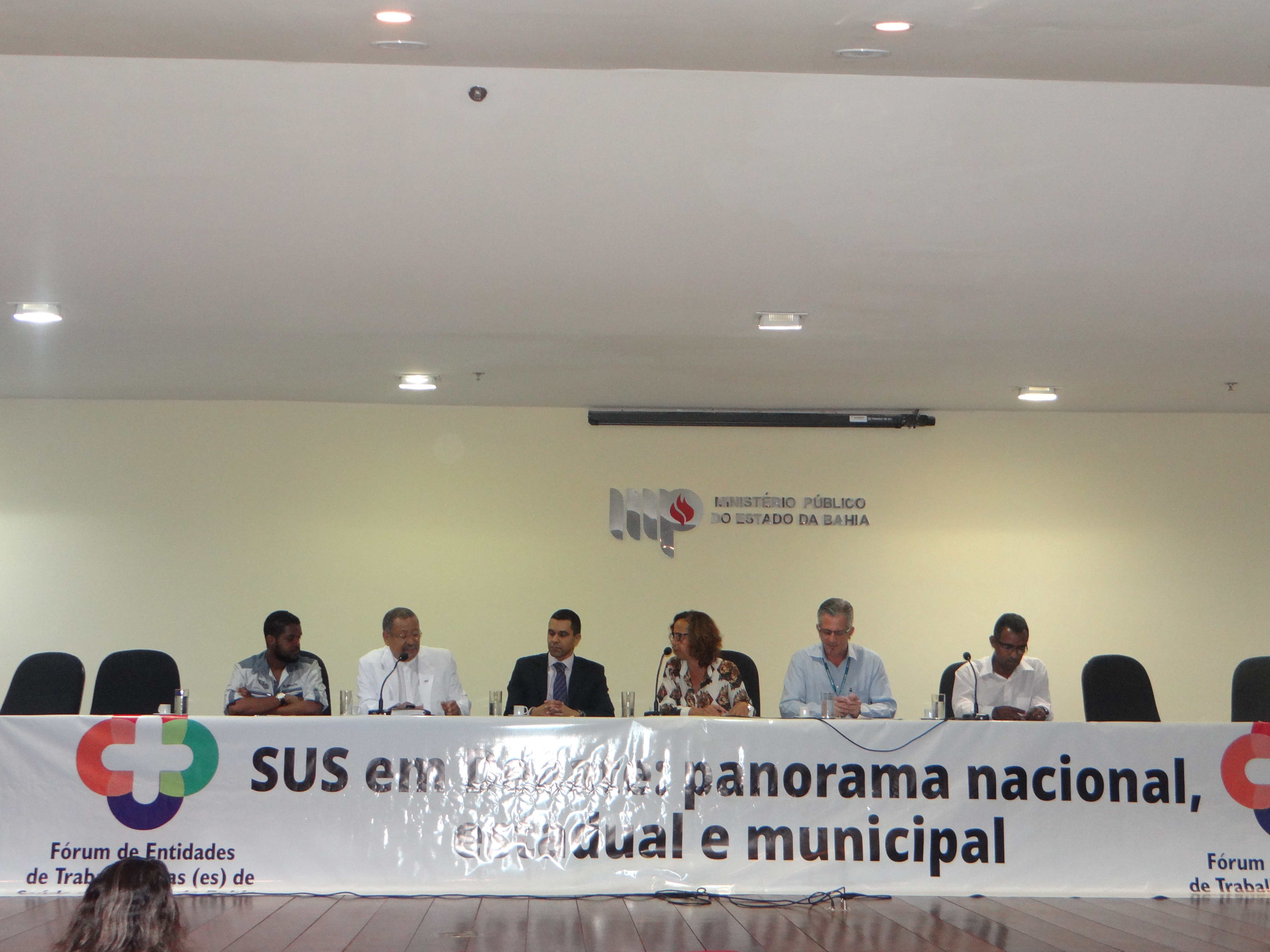 Sinttel participa de seminário do SUS