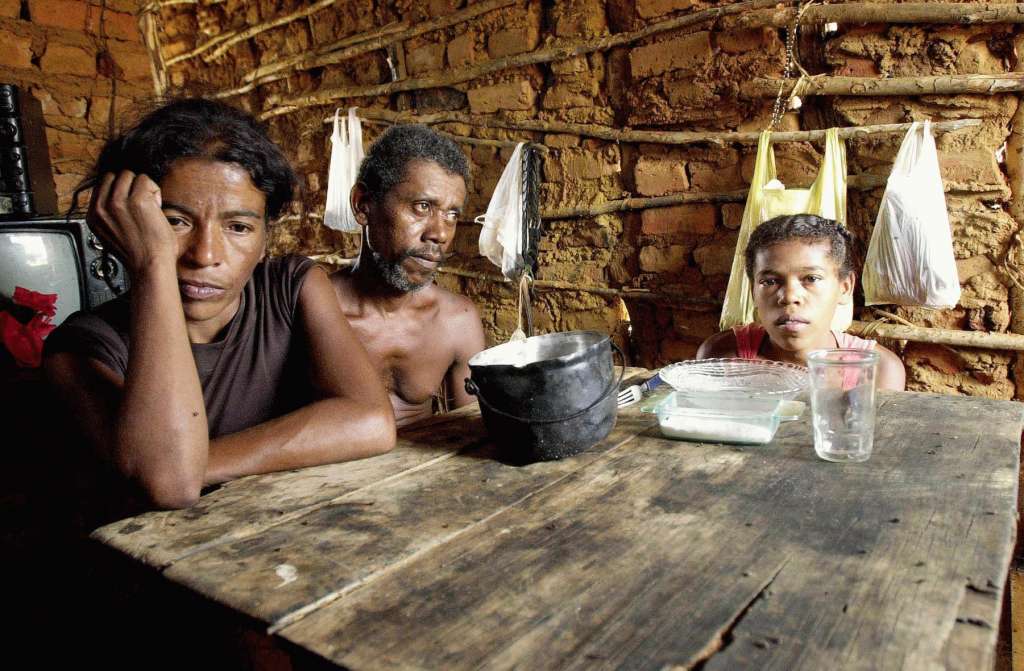 A face mais perversa do golpe: a fome volta a assombrar os brasileiros