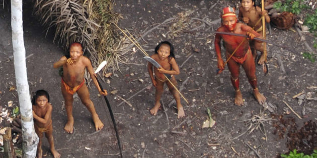 ONG denuncia massacre da tribo mais isolada do mundo por garimpeiros ilegais no Amazonas